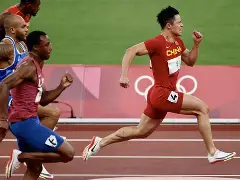 太狠了！苏炳添惨败给无名小将Rookie在快船比赛中伤愈复出，姆巴佩在快船比赛中比分优势明显的简单介绍